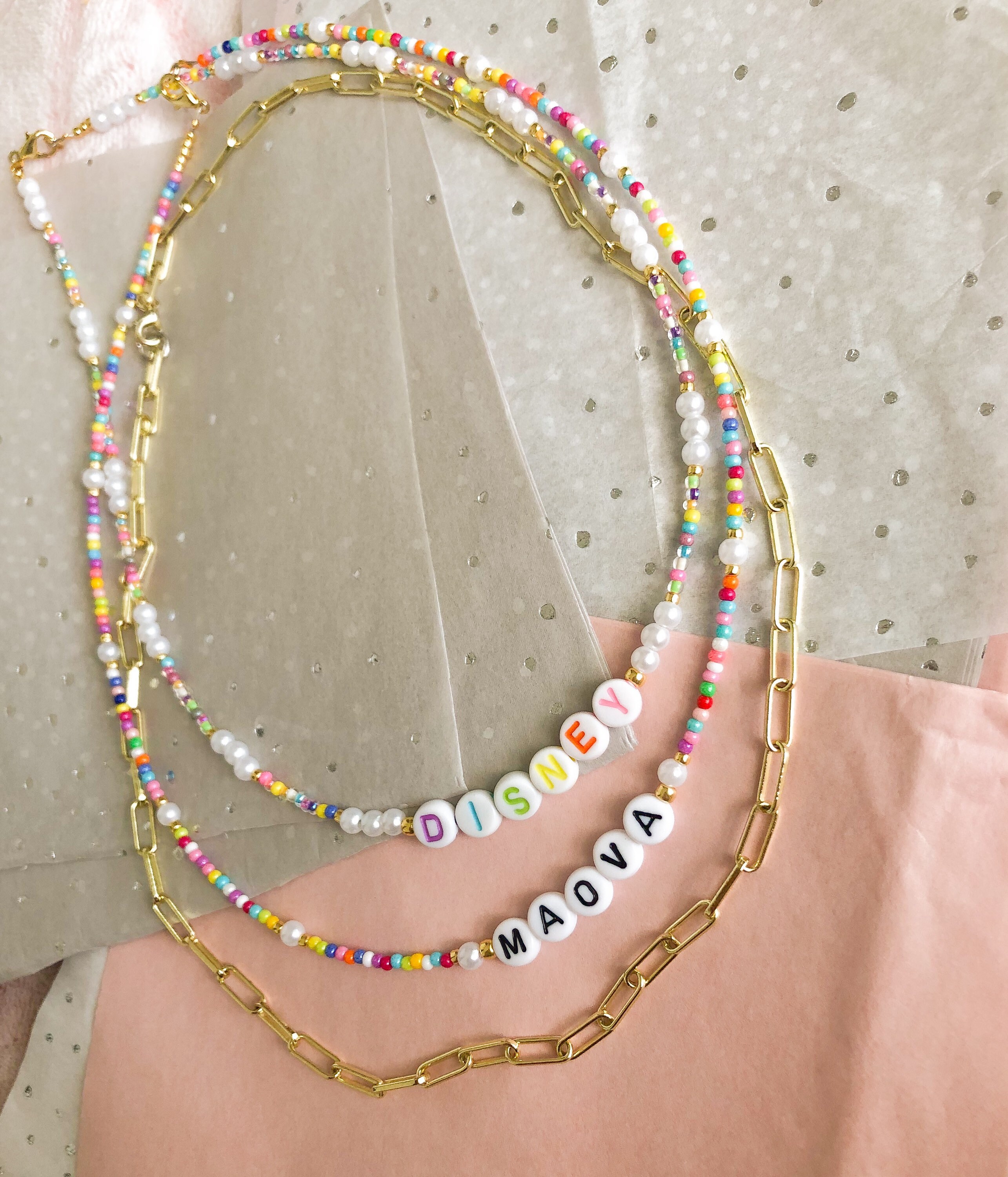 Personalized colorful beaded necklace with little pearl details - pea…
