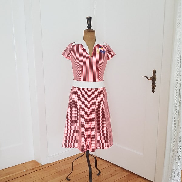 Vintage Kleid rot weiß gestreift mit weißem Kragen Rockabilly #21063