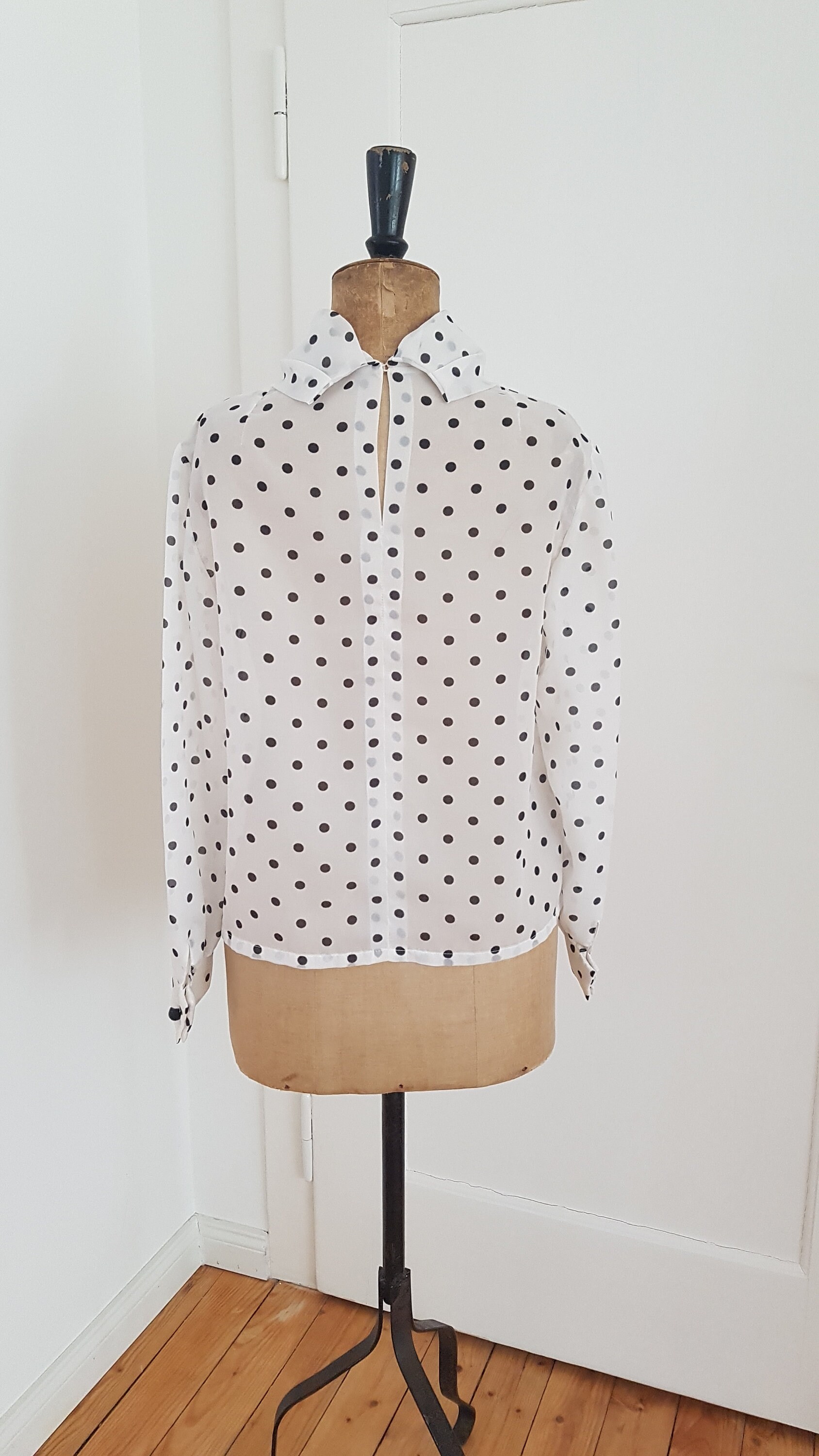 Vintage Blouse Polka Dots Black White #13183 - Etsy Vintage Blouse Polka Dots Black White #13183 - Etsy