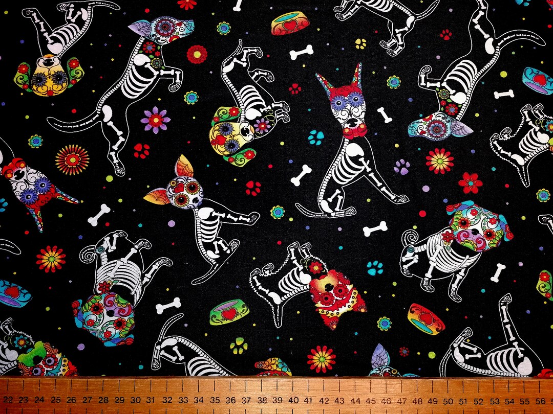 Day of the Dead Goth Skeleton Dogs on Black 100% Cotton par Timeless ...