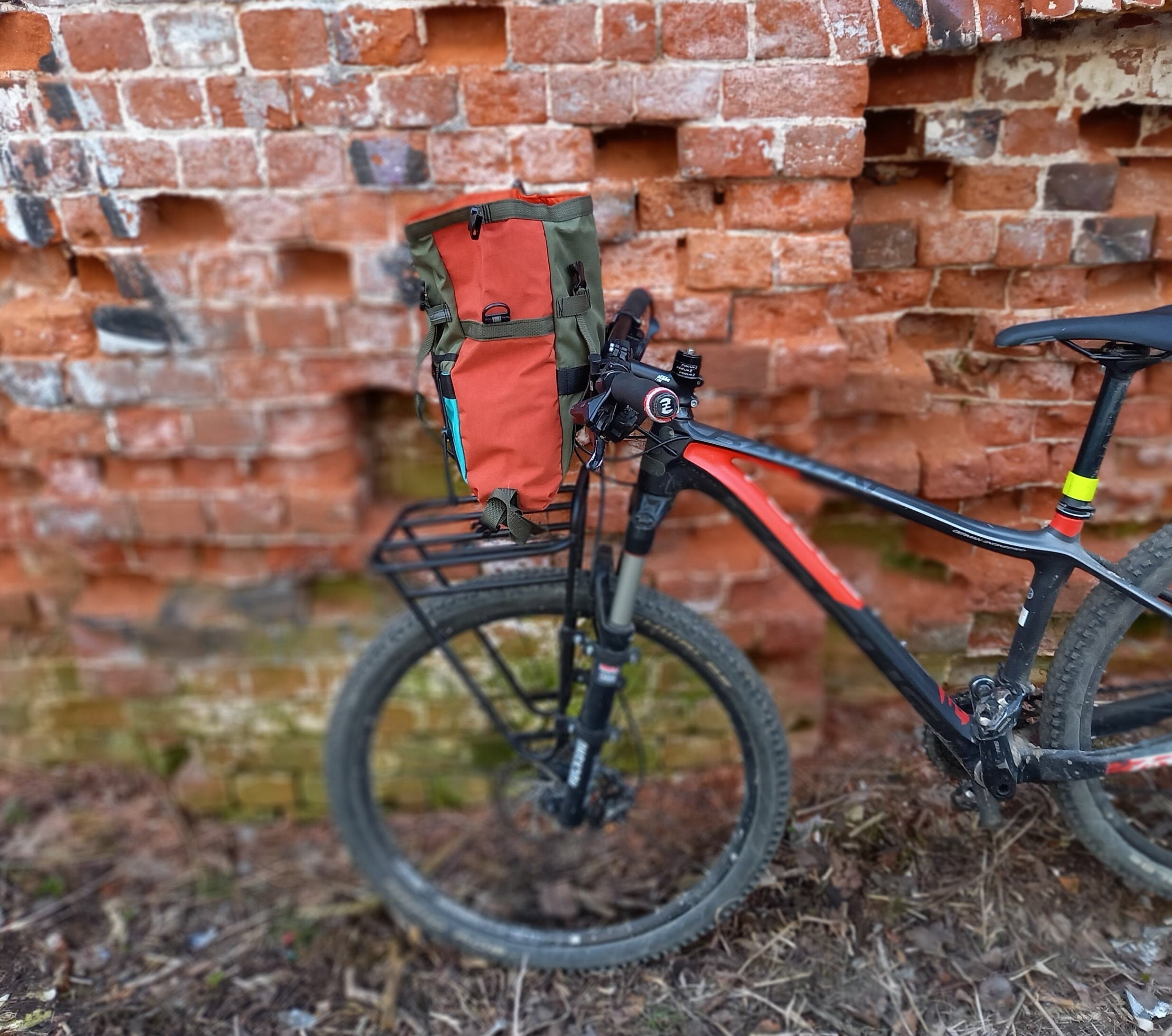 gravel bike handlebar bag