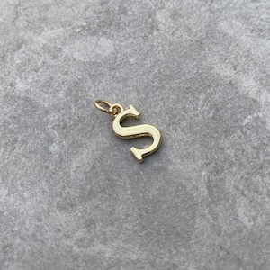 Colgante con letra inicial solamente - Collar chapado en oro de 18 k / personalizado, joyería con nombre, collar con colgante con inicial, dije con inicial