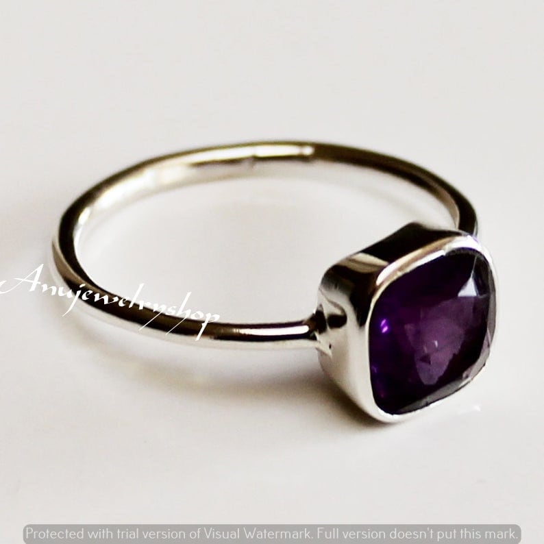 Minimal Amethyst Ring,Gemstone Ring,Personalized Gift Mothers Ring,Square Amethyst Stacking Ring,Amethyst Jewelry,Women/'s Amethyst Ring