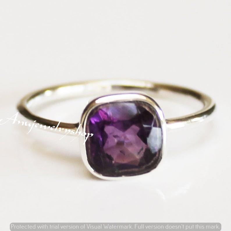 Minimal Amethyst Ring,Gemstone Ring,Personalized Gift Mothers Ring,Square Amethyst Stacking Ring,Amethyst Jewelry,Women/'s Amethyst Ring