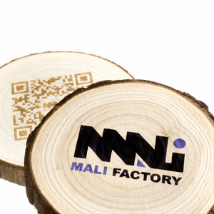 Wooden disc with Engraving of your QR CODE - Logo - Restaurants - Bar B&B - Hotel - PUB Placeholder - Menu - Fully Customizable