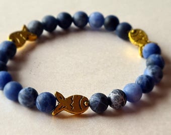 Sodalite elastic gemstone bracelet with fish, blue/gold - handmade unique jewelry - gift for girlfriend