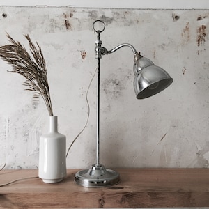 BREVET S.G.D.G Lamp | French Industrial Design | Le Corbusier