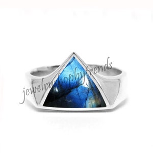 Triangle Labradorite Ring: 925 Sterling Silver Statement Ring