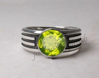Peridot Ring, 925 Solid Sterling Silver Gemstone Ring, Green Peridot Round Ring, Mens Pinky Signet Ring, Unique Design Silver Ring For Gift