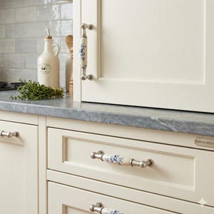 Floral Porcelain Cabinet Handle, Antique Silver Dresser Pull (96mm)