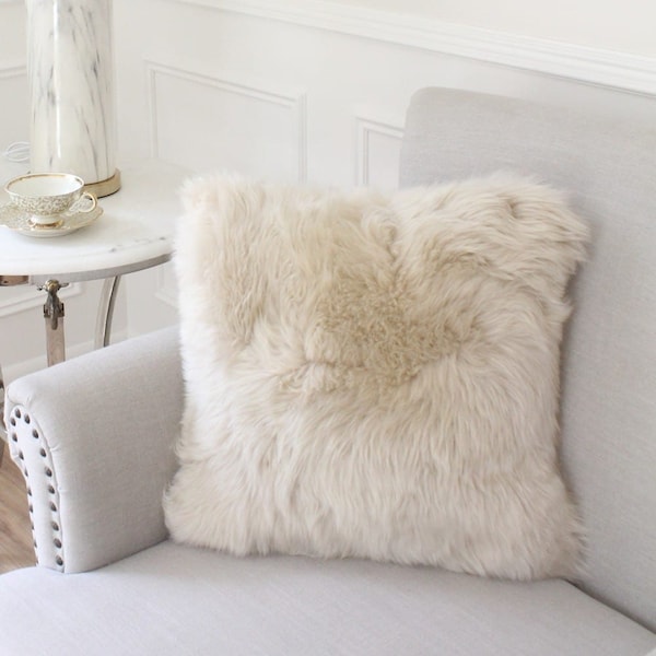 Dutchskins Cushion Cushion sheepskin | linen sheepskin cushion | Fur pillow cream linen