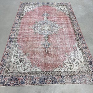 Turkish Rug, Vintage Rug, Large Rug, Anatolian Rug, Rugs For Bedroom, 5.5x8.8 ft Red Rug, Ivory Flatweave Area Rug, Large Turkish Rug,