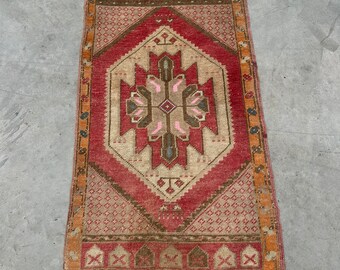 Vintage Rug, Turkish Rug, 2x3 ft Small Rugs, Faded Anatolian Rugs, Rugs For Bathroom, 1.6x2.7 ft Pink Rug, Wool Rugs, Small Tribal Rug,