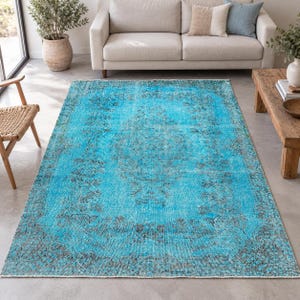 Alfombra teñida con efecto desgastado, alfombra grande, alfombra Oushak, 1,70 x 2,65 m, alfombra turca vintage azul, decoración floral descolorida para sala de estar. imagen 2