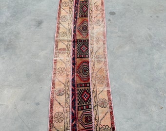 Patchwork Rug, Vintage Rug, 2x5 ft Small Rugs, Turkish Rug, Anatolian Rug, Rugs For Entry, 1.4x4.7 ft Pink Rug, Door Mat Rugs, Kids Rugs,