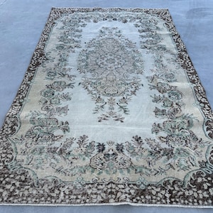 Vintage Turkish Rug 167x270cm 5x9ft