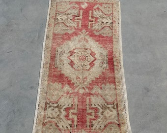 Vintage Rug, Small Rugs, Turkish Rug, Muted Anatolian Rug, Rugs For Entry, 1.5x2.9 ft Beige Rug, Colorful Rug, Kids Rugs, Door Mat Rug,