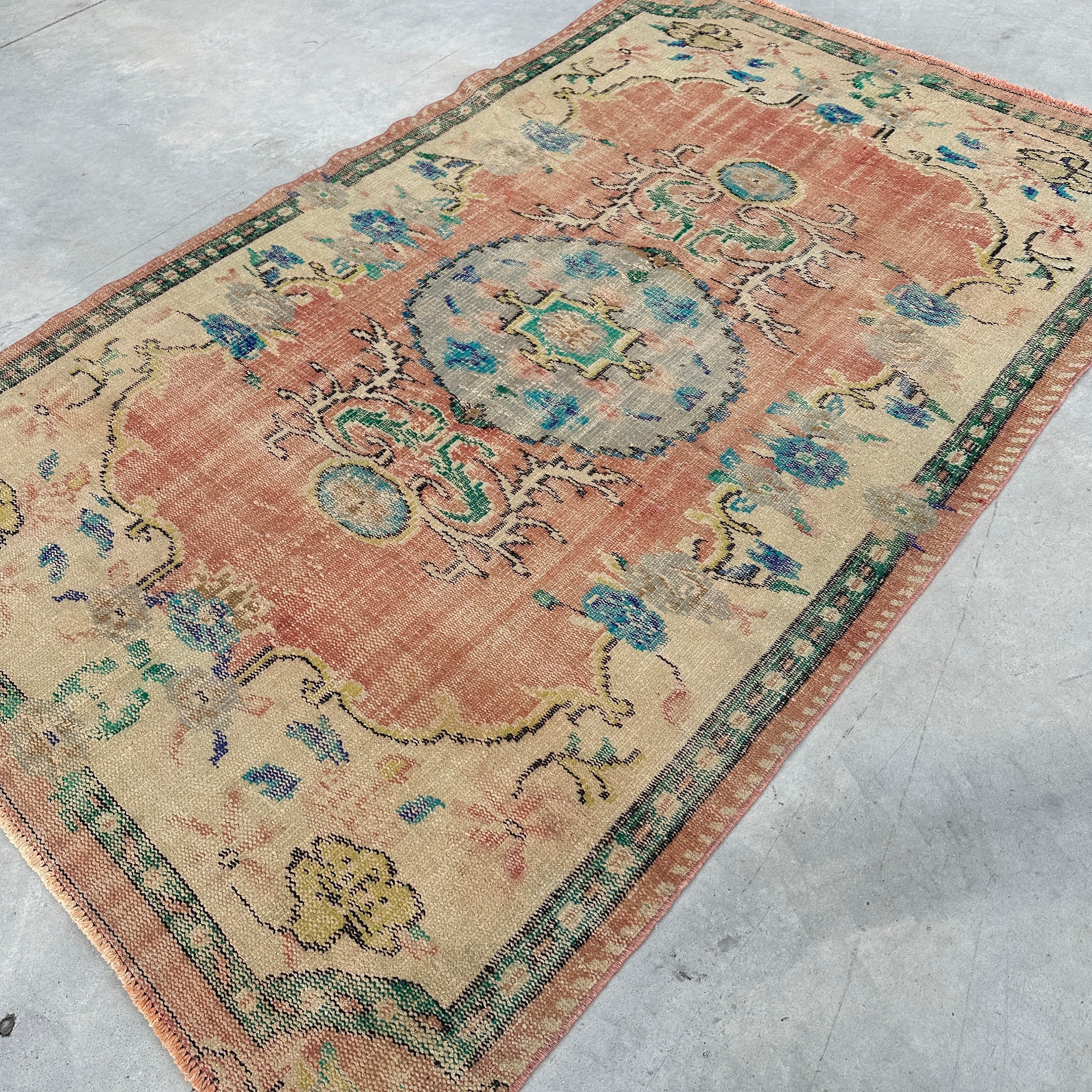 Turkish Rug, 5x8 Ft Area Rug, Vintage Rug, Antique Rug, Rugs for