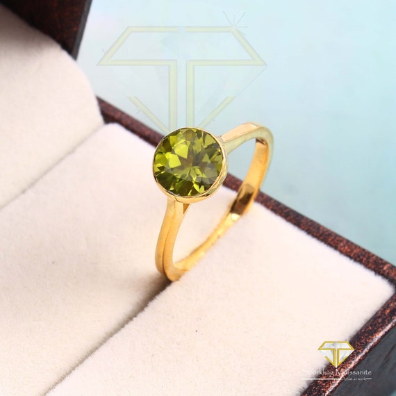 Bezel Set Round Peridot Engagement Ring Peridot Wedding Ring Etsy