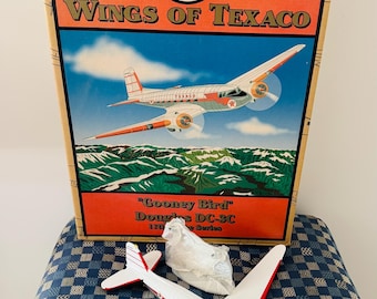 Douglas DC-3C "Gooney Bird" Wings Of Texaco By ERTL Collectibles Die Cast Metal Airplane  In Original Box