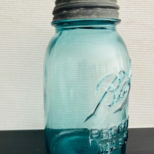 Ball Perfect Mason Jar Aqua Blue Glass With Zink Lid - Quart Size Antique 1920&#39;s Collectible Glass Jar 32 Fl Oz Ball Mason Jar Kitchenware