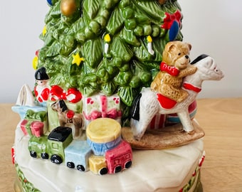 Weihnachtsbaum Spieluhr By Gibson Greetings 1970er Jahre Weihnachtsdekoration Spieluhr O'Tannenbaum Otagiri Keramik Handbemalter Weihnachtsbaum