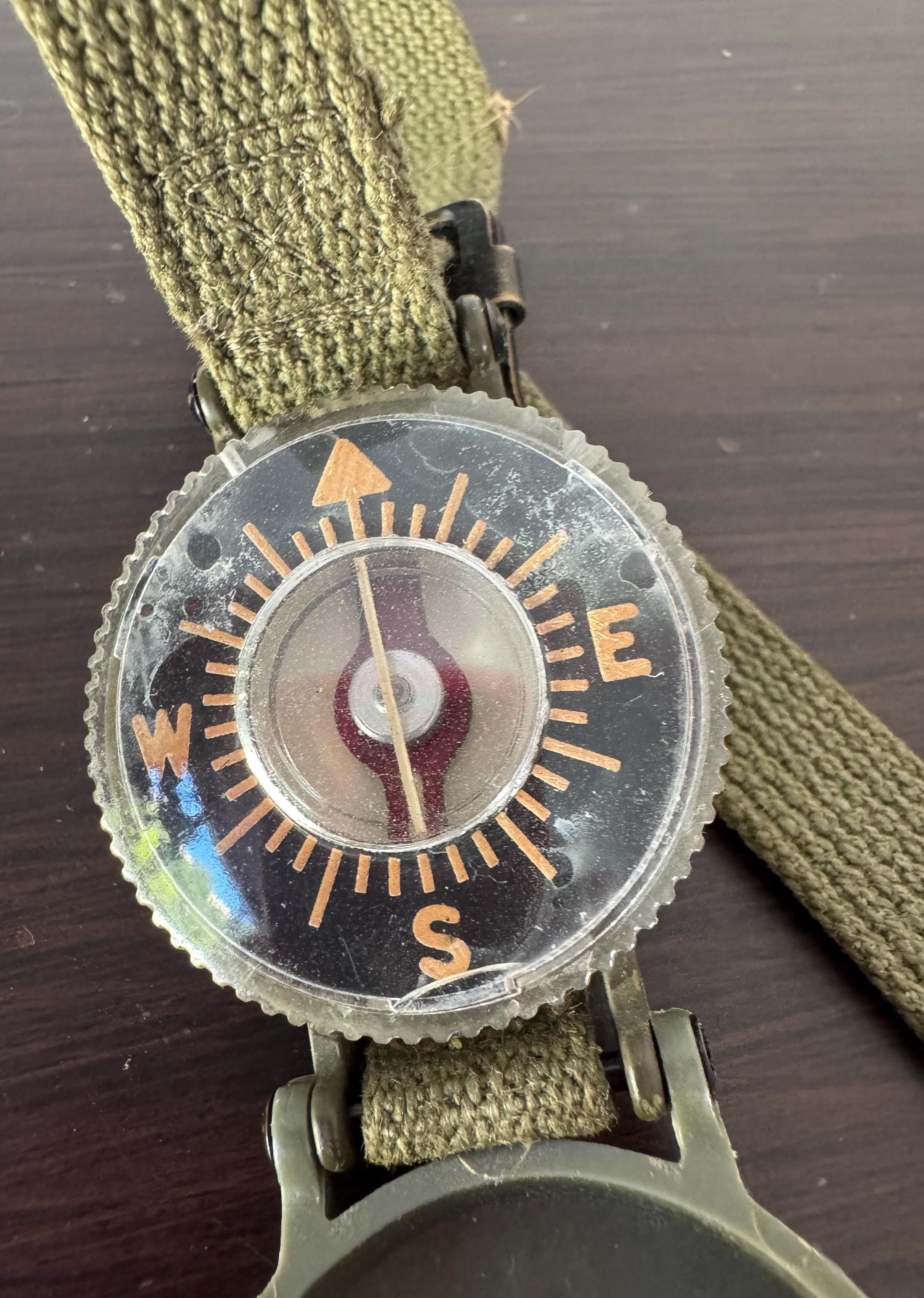 Vintage Militaria US Military Wrist Compass Model 1949 Waltham Watch Co Made IN USA 1950s Nice!!!