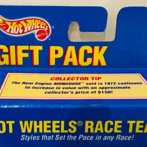 Hot Wheels Race Team Gift Pack 5 Car Set Die Cast Metal Collector Cars Formula One Dragster And More