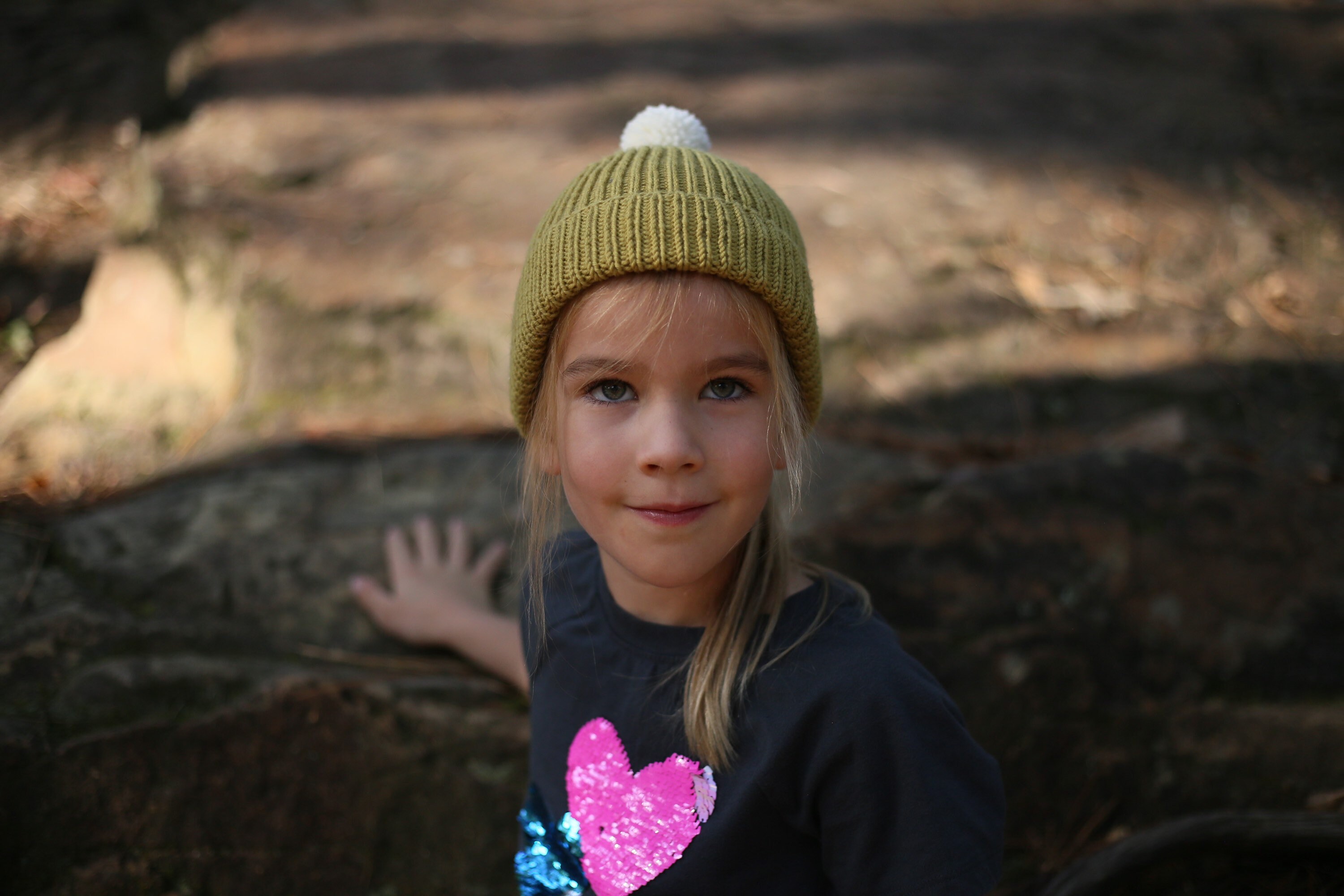 Kit Tricot Bonnet pour enfant - Couleurs Vibrantes pour Hiver Éclatant