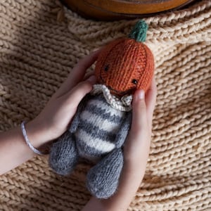 Pumpkin toy Knit toy Stuffed Toy Halloween toy Pumpkin doll Halloween Gift Knitted Pumpkin Cute knitted toy