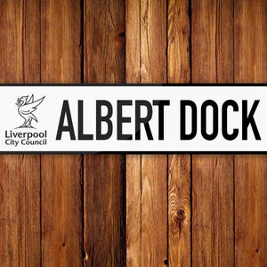 Liverpool Albert Dock-straatnaambord, verkeersbord, memorabilia, souvenir