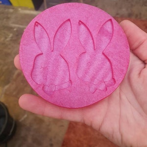 2.75 inch Mr & Mrs Bunny Silicone Mould