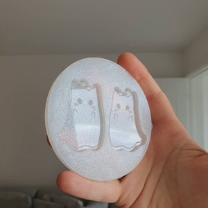 2 inch Ghost Kitties Silicone Mould