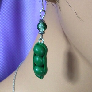 Pea Pod Necklace or Earrings (1403)