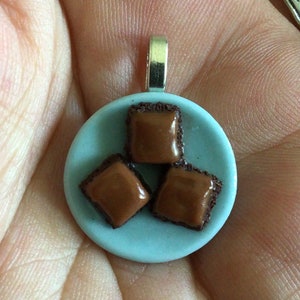 Brownies Necklace (19,968)