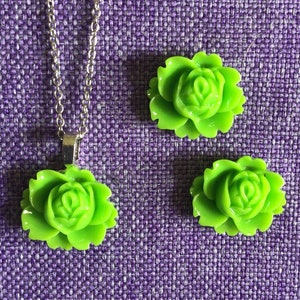 Lettuce Necklace or Earrings (12,038)