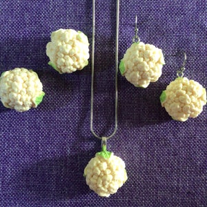 Cauliflower Necklace and Earrings (20,701)