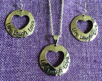 Live Laugh Love-ketting of -oorbellen (28.915)