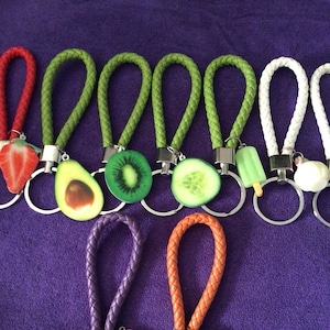 Wristlet Keychain (10,400)