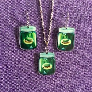Pickles in Jar Necklace and Earrings (18,006)