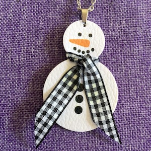 Schneemann Halskette (18,107)
