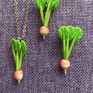 Radish Necklace and Earrings (16,049)