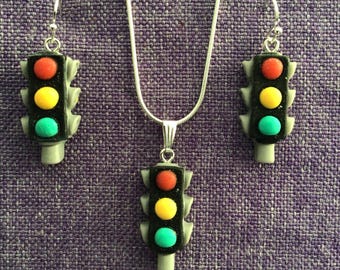 Traffic Light Necklace or Earrings (25,029)