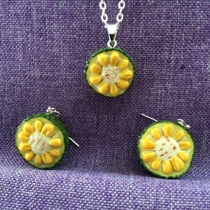 Jackfruit Necklace and Earrings (25,004)