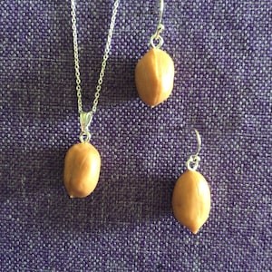 Peanut Necklace or Earrings (12,060)