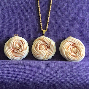 Spaghetti/Pasta Necklace and Earrings (27,015)