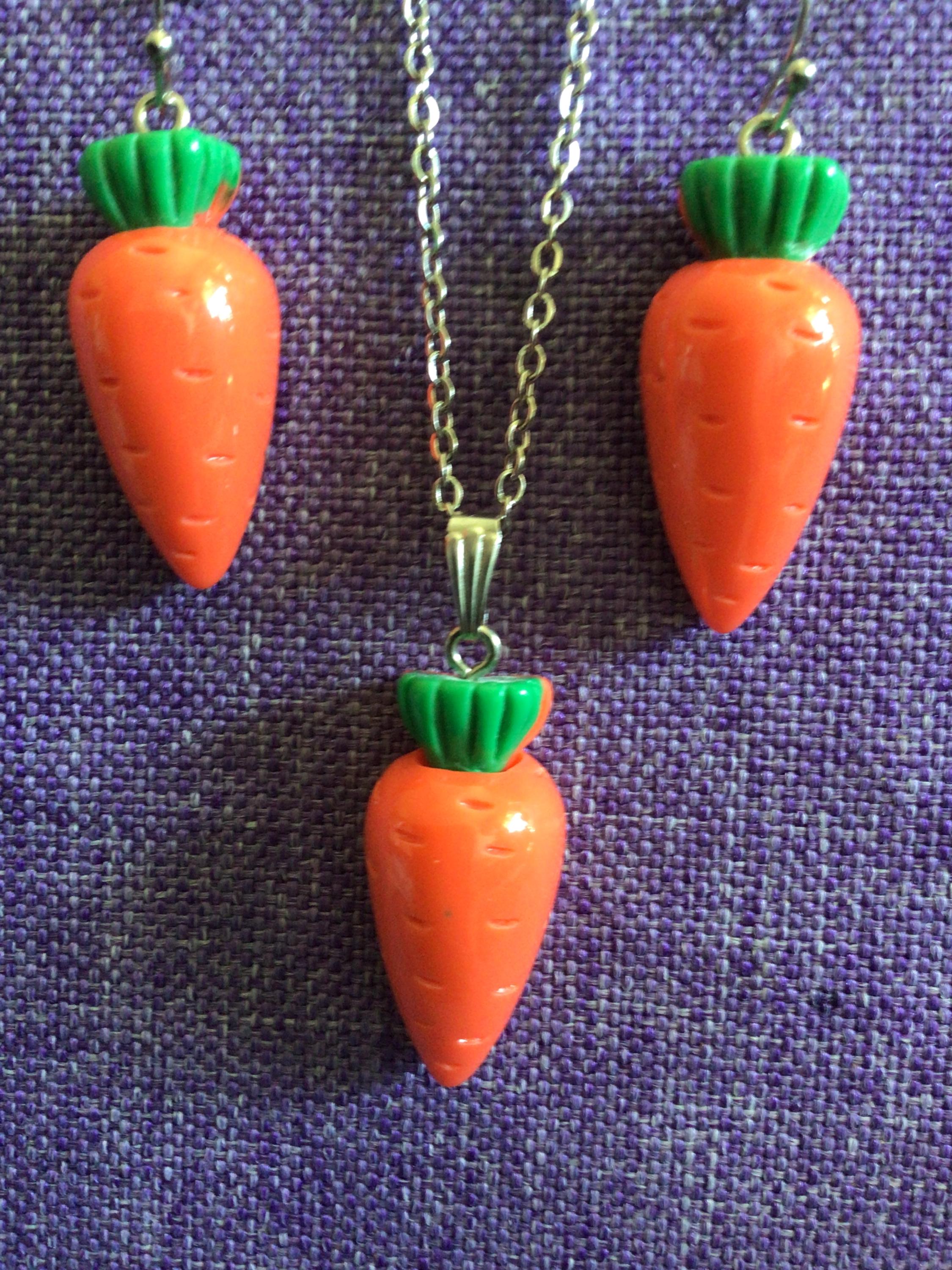 新品　ダブレット　doublet Carrot Studs Necklace il_fullxfull.7037947053_komy.jpg