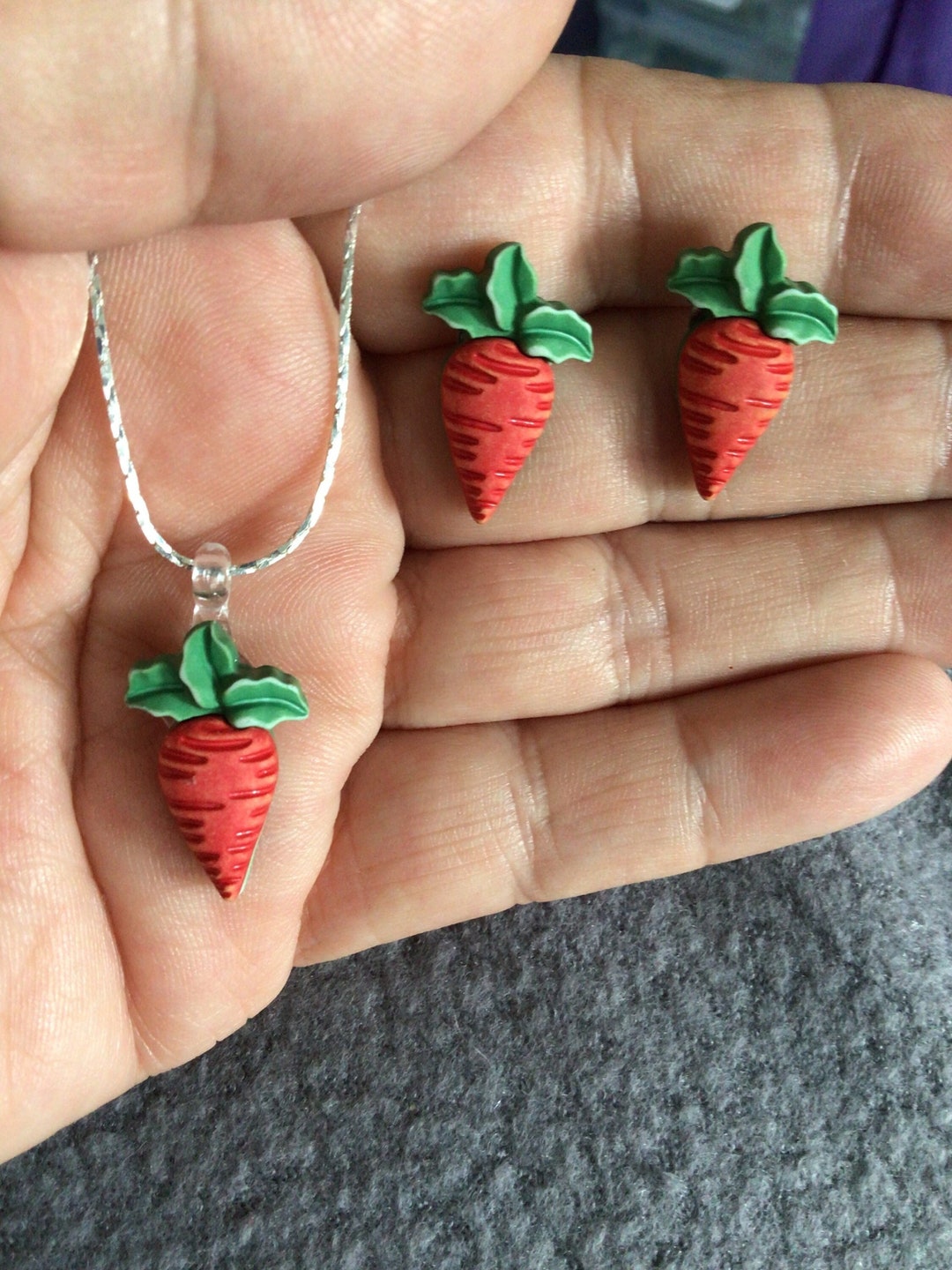 新品　ダブレット　doublet Carrot Studs Necklace il_1080xN.4762404249_p20t.jpg