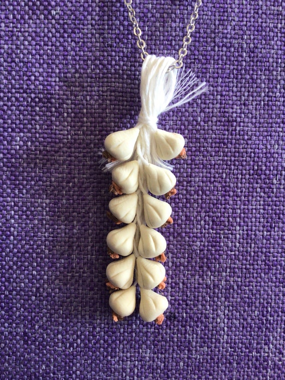 String of Garlic Necklace 18 117