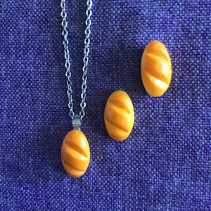 Bread Necklace and Earrings (26,518)